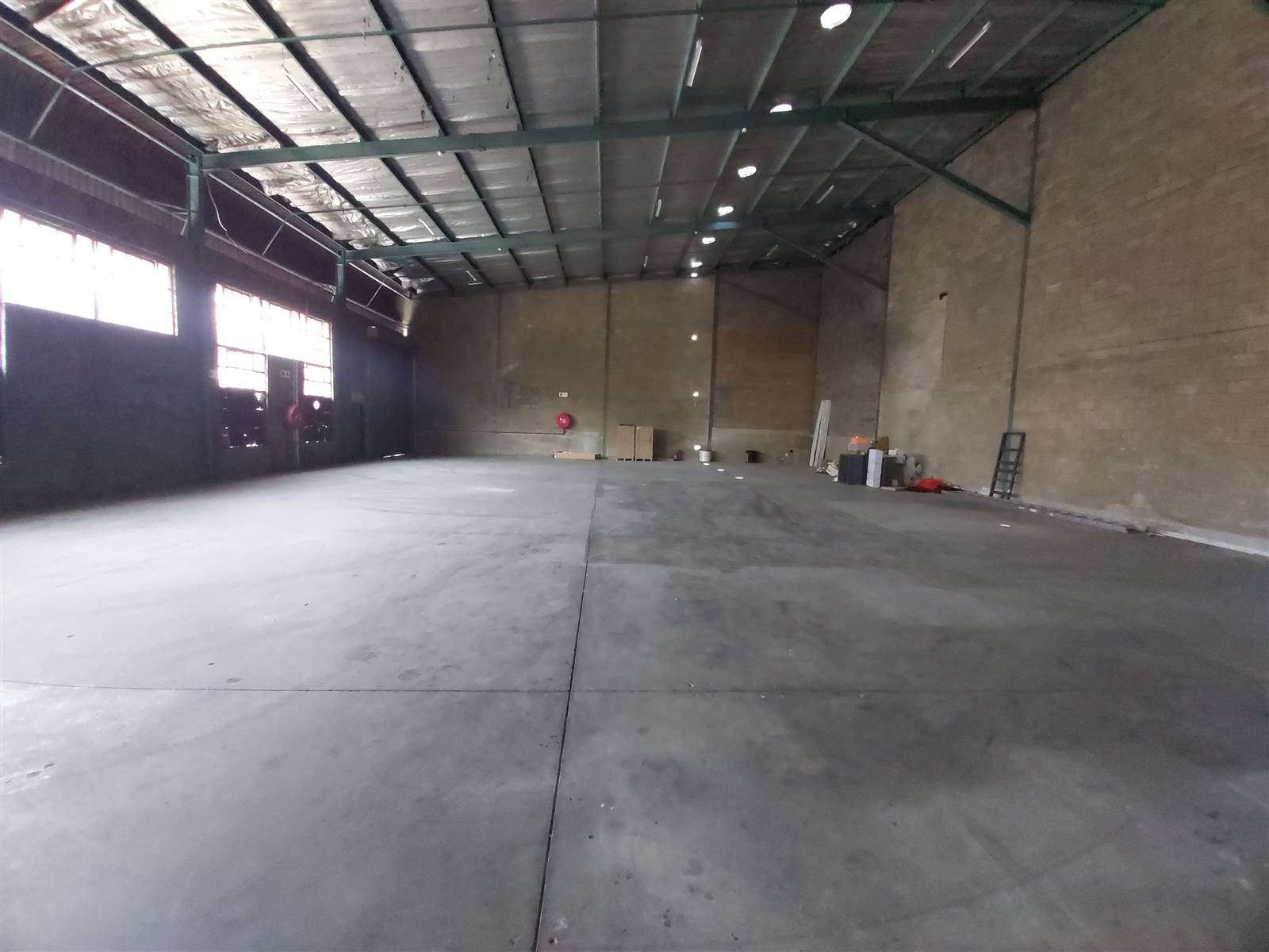 656  m² Industrial space in Eastgate photo number 8