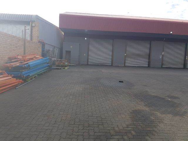 1820  m² Industrial space in Ooseinde photo number 2