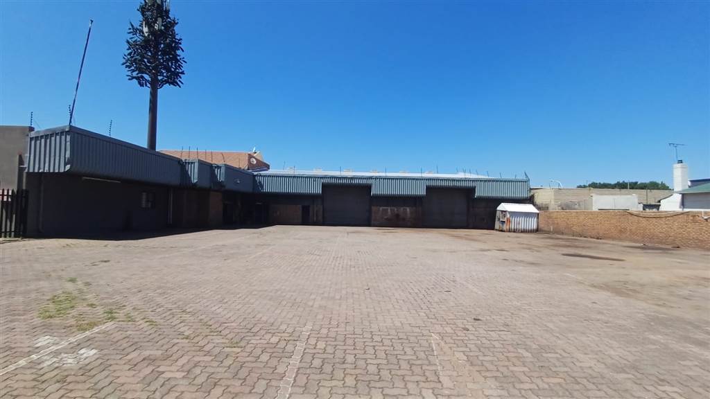 1795  m² Commercial space in Boksburg Central photo number 13