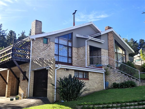 4 Bedroom House 4 Bedroom House