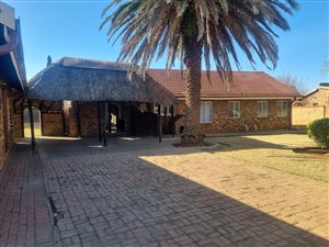 3 Bed House in Waldrift