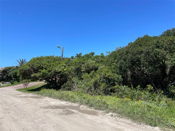 1066 m² Land available in Cannon Rocks