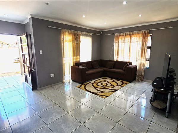 3 Bedroom House 3 Bedroom House