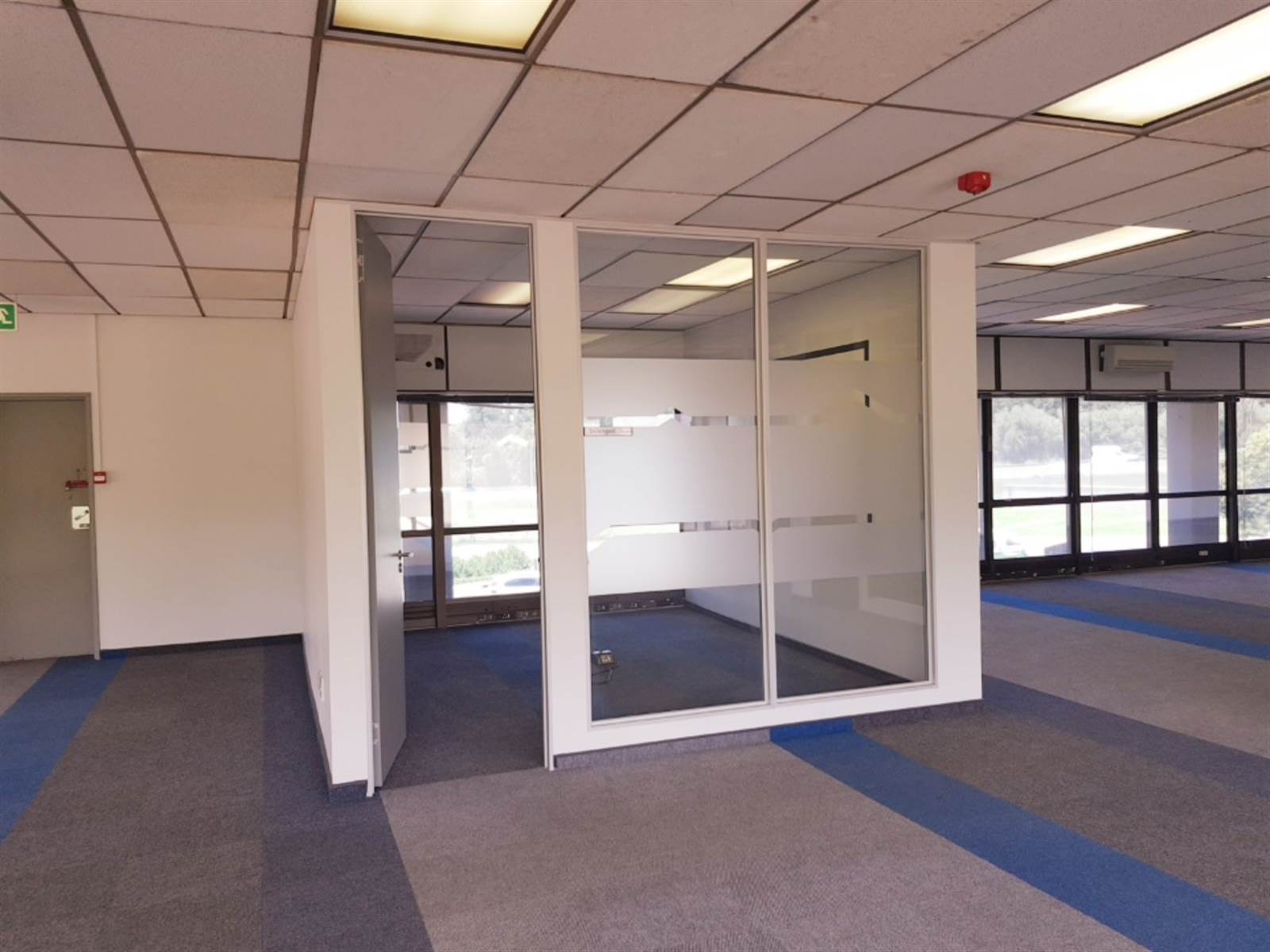 969  m² Office Space in Bedfordview photo number 18