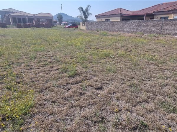 504 m² Land available in Brits Central