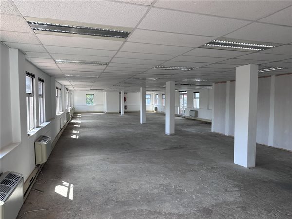 7217.39990234375  m² Commercial space
