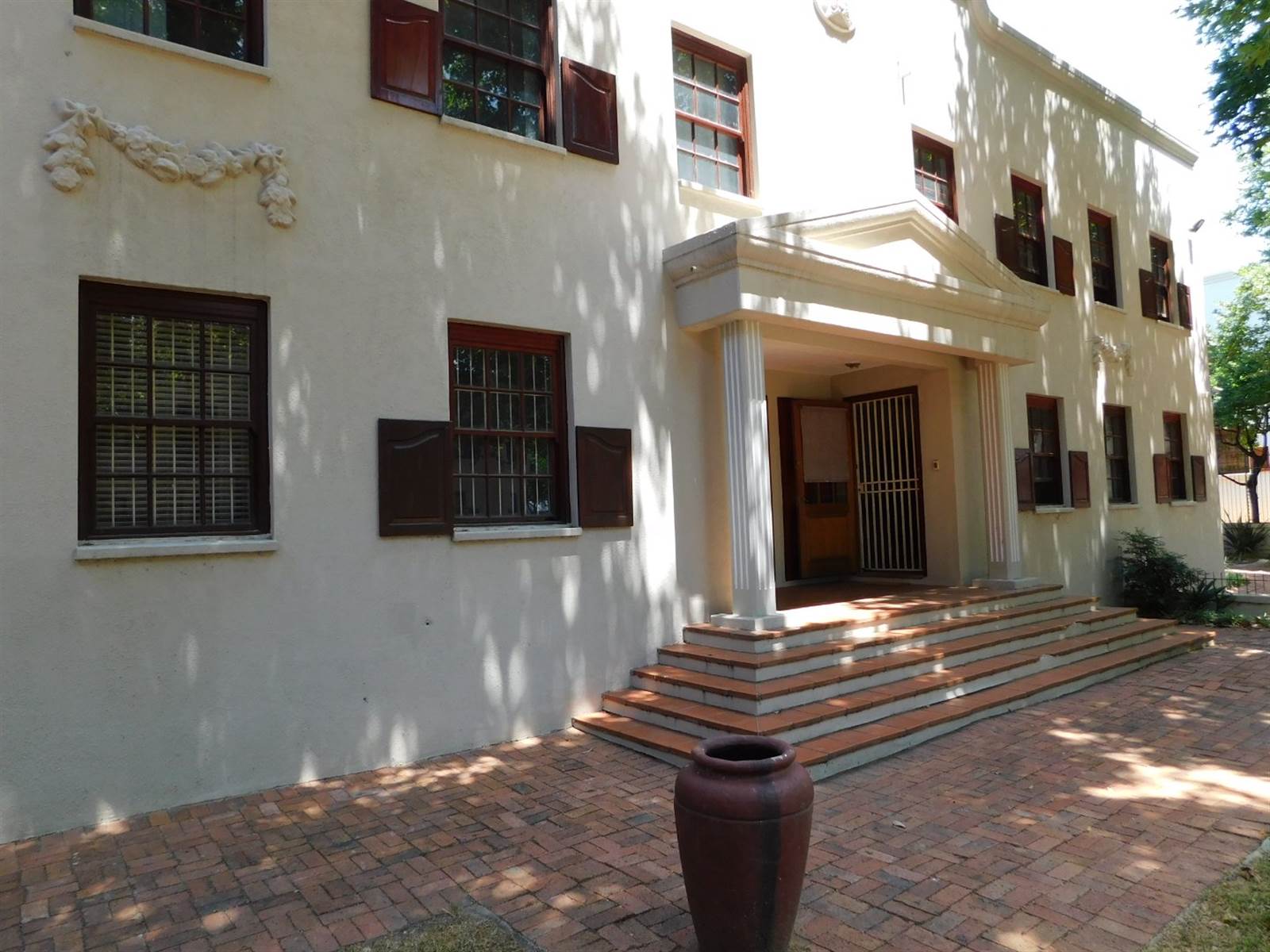 140  m² Office Space in Randburg Central photo number 4