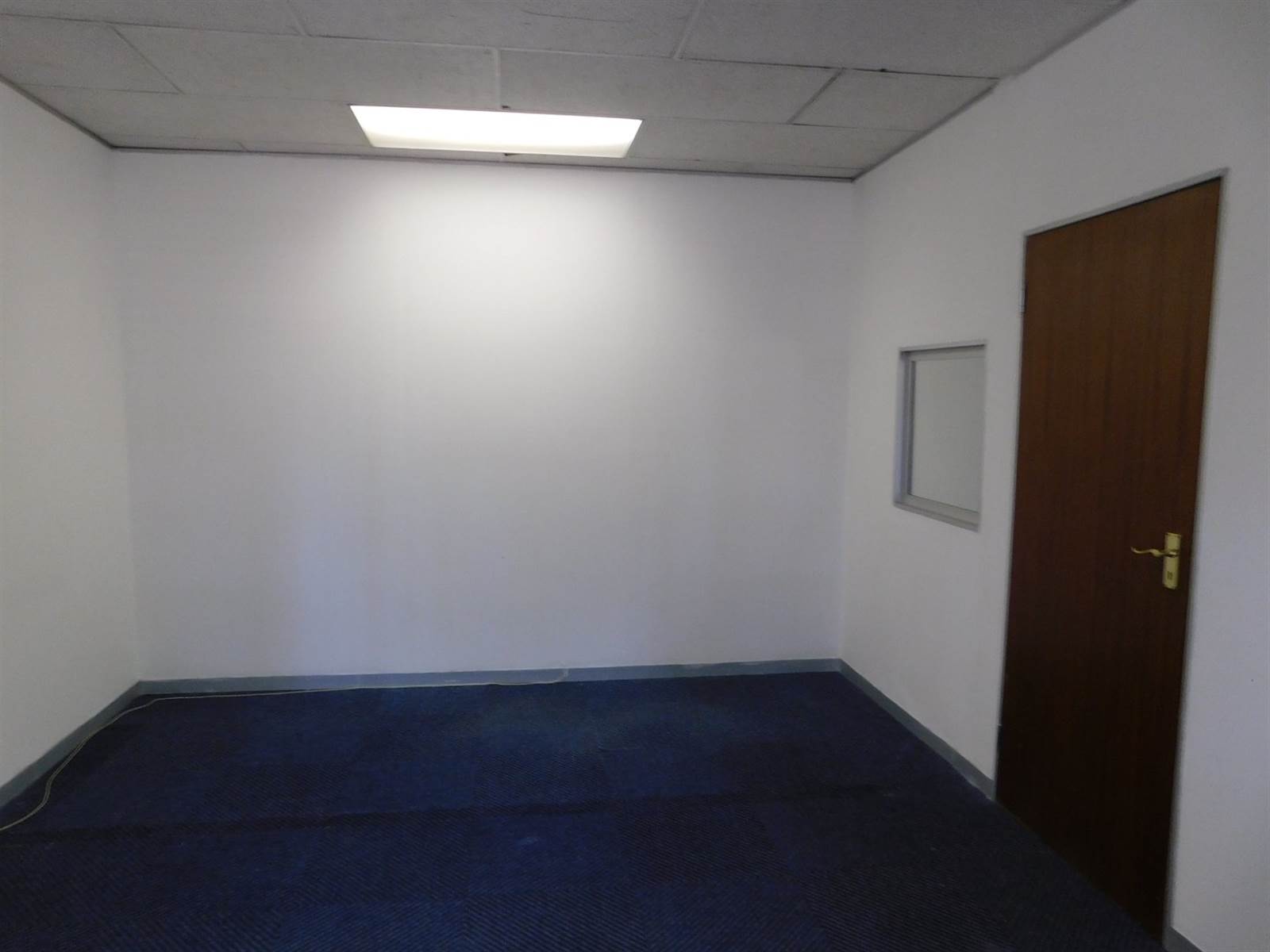140  m² Office Space in Randburg Central photo number 8