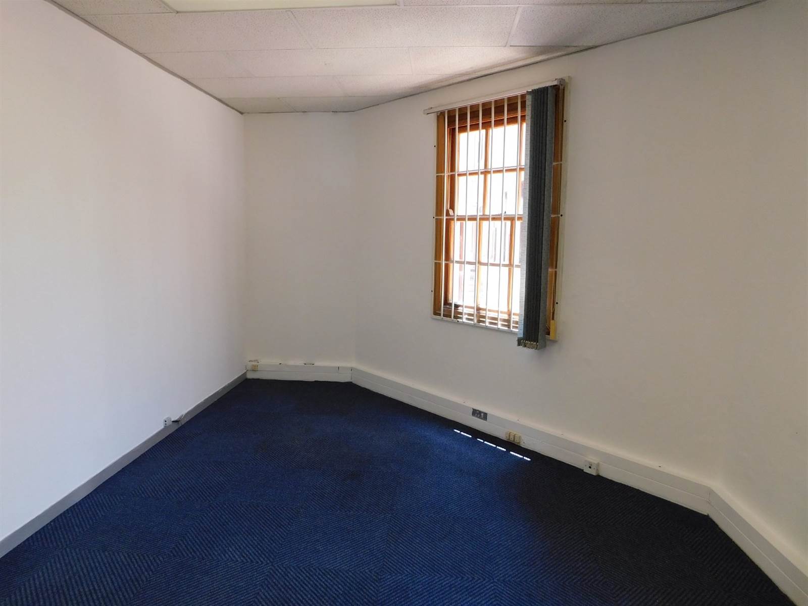 140  m² Office Space in Randburg Central photo number 12