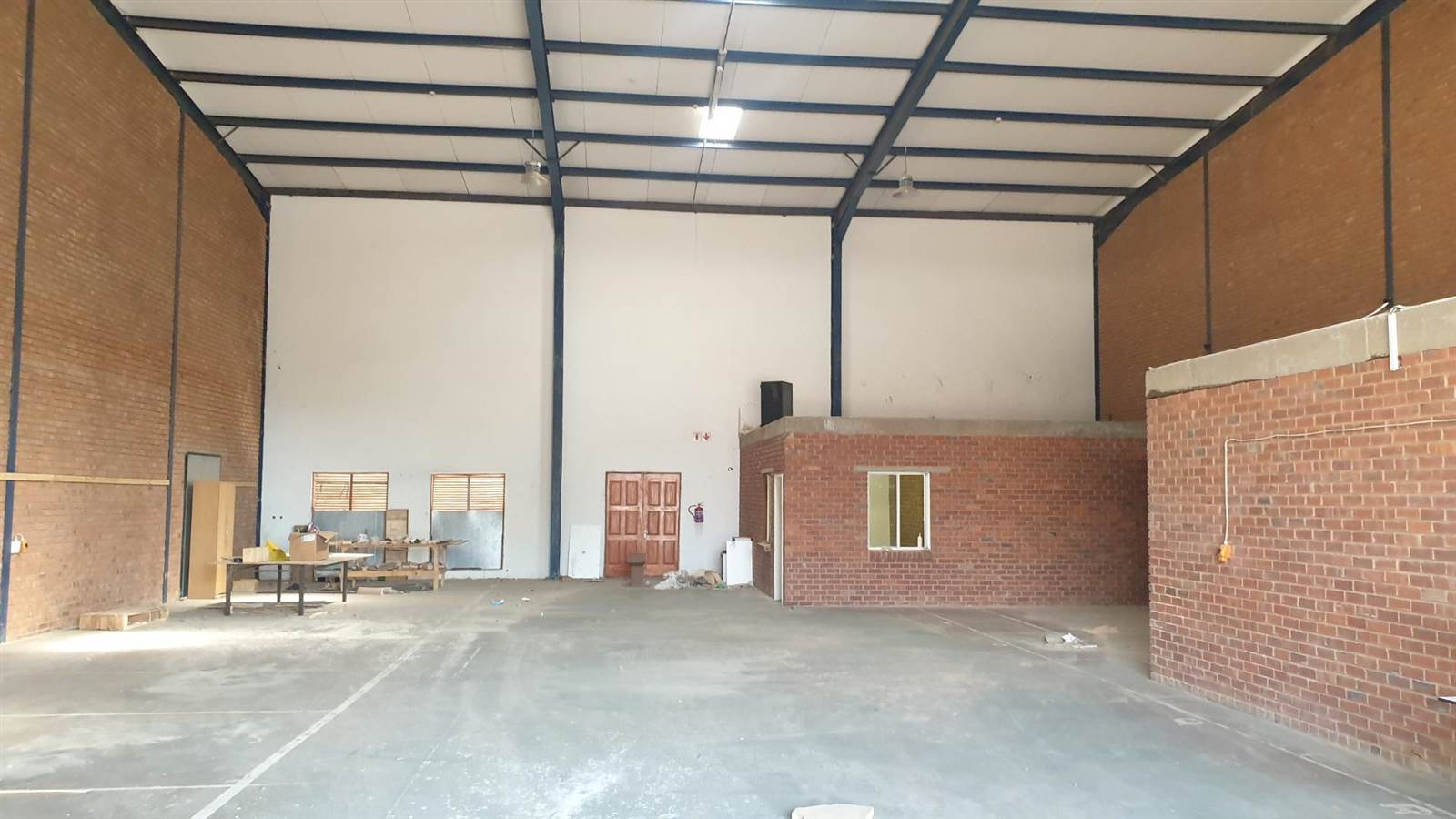 520  m² Industrial space in Louwlardia photo number 6