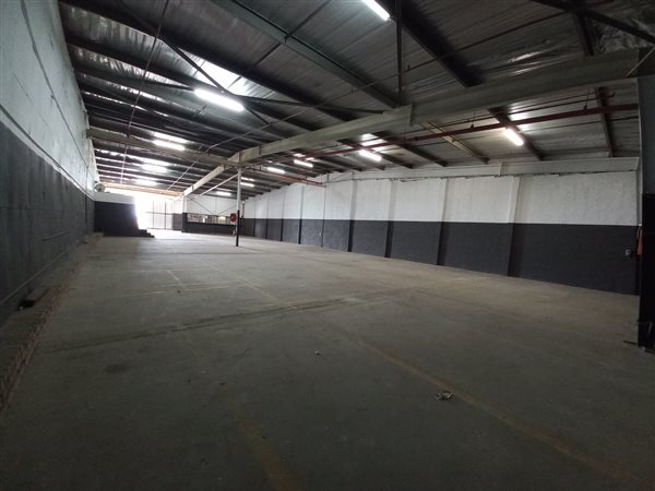 750  m² Industrial space in Amalinda