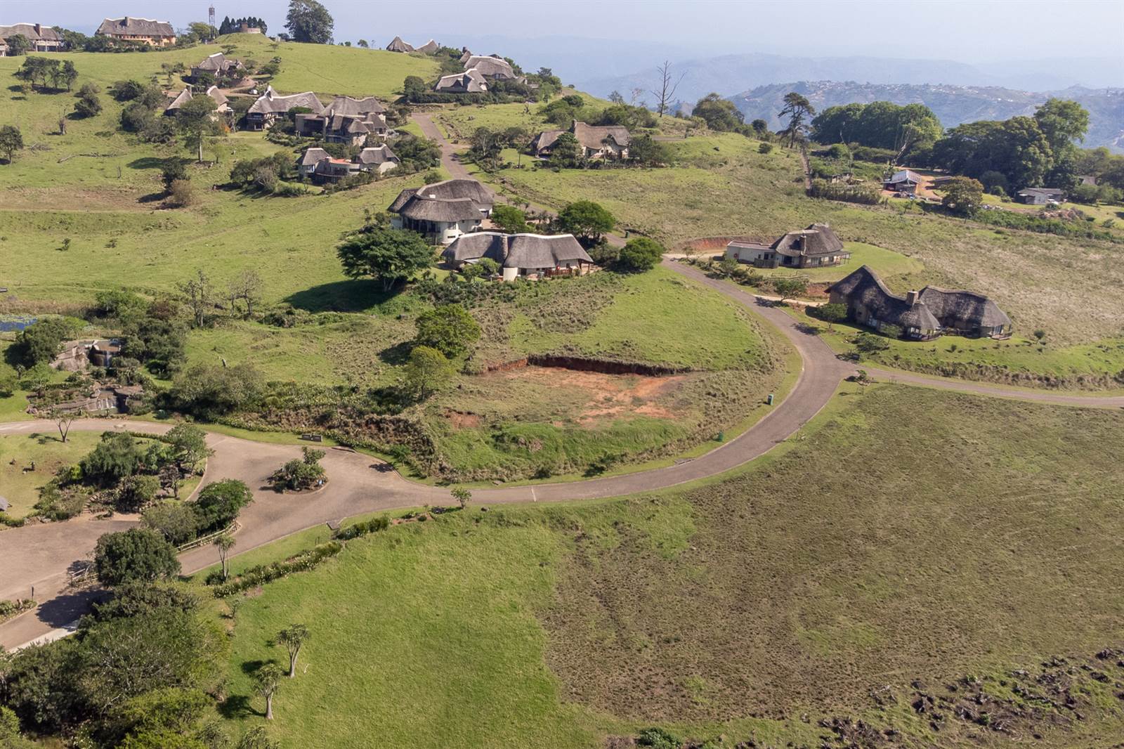 1728 m² Land available in Phezulu photo number 2