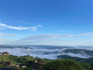 1728 m² Land available in Phezulu