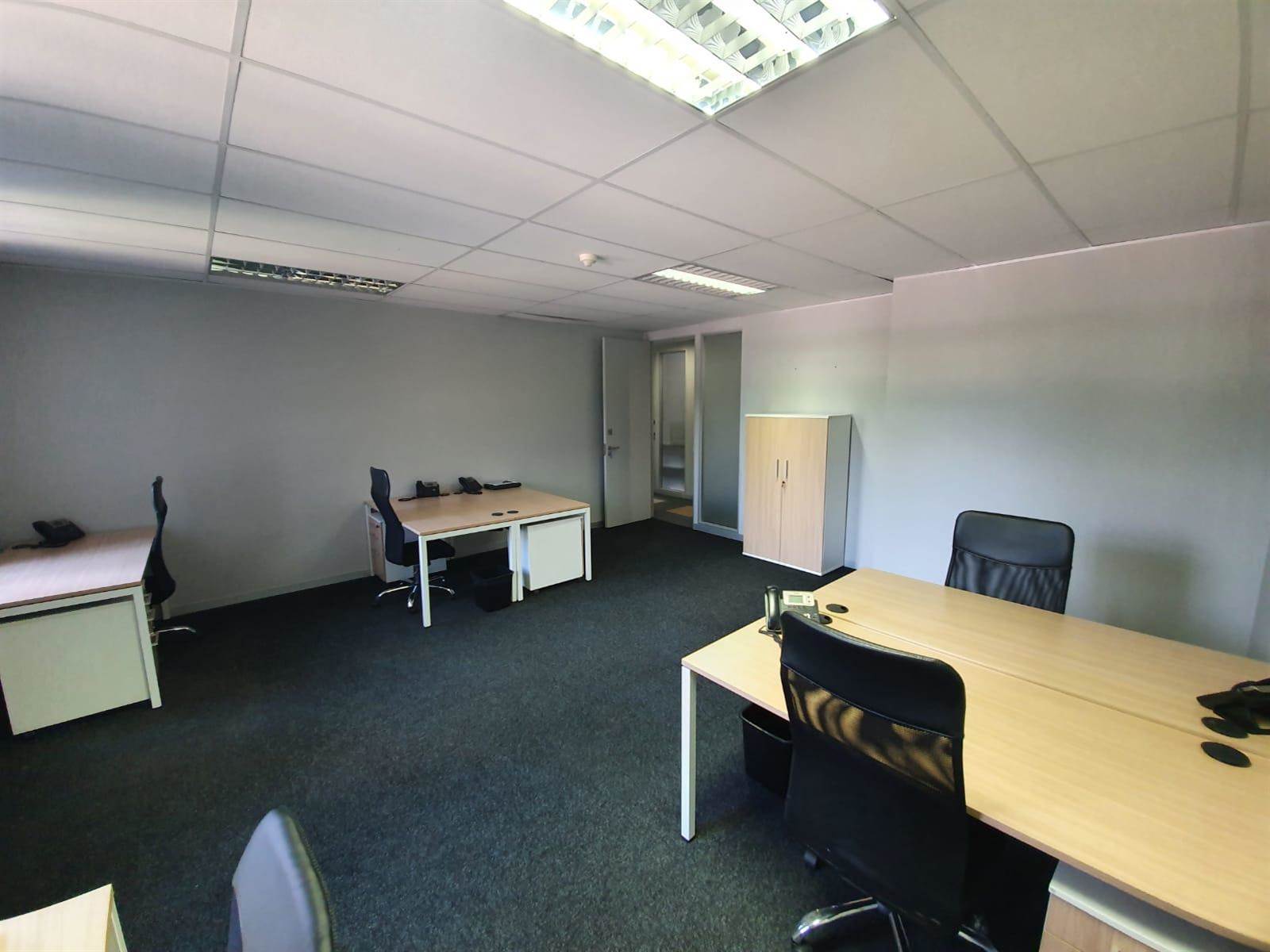 64  m² Commercial space in Fourways photo number 15