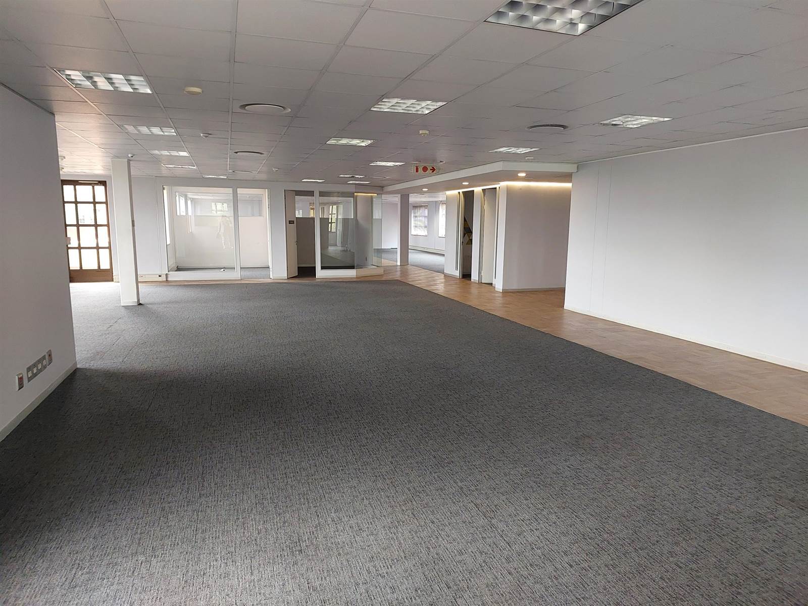 1109.3  m² Commercial space in Bryanston photo number 29