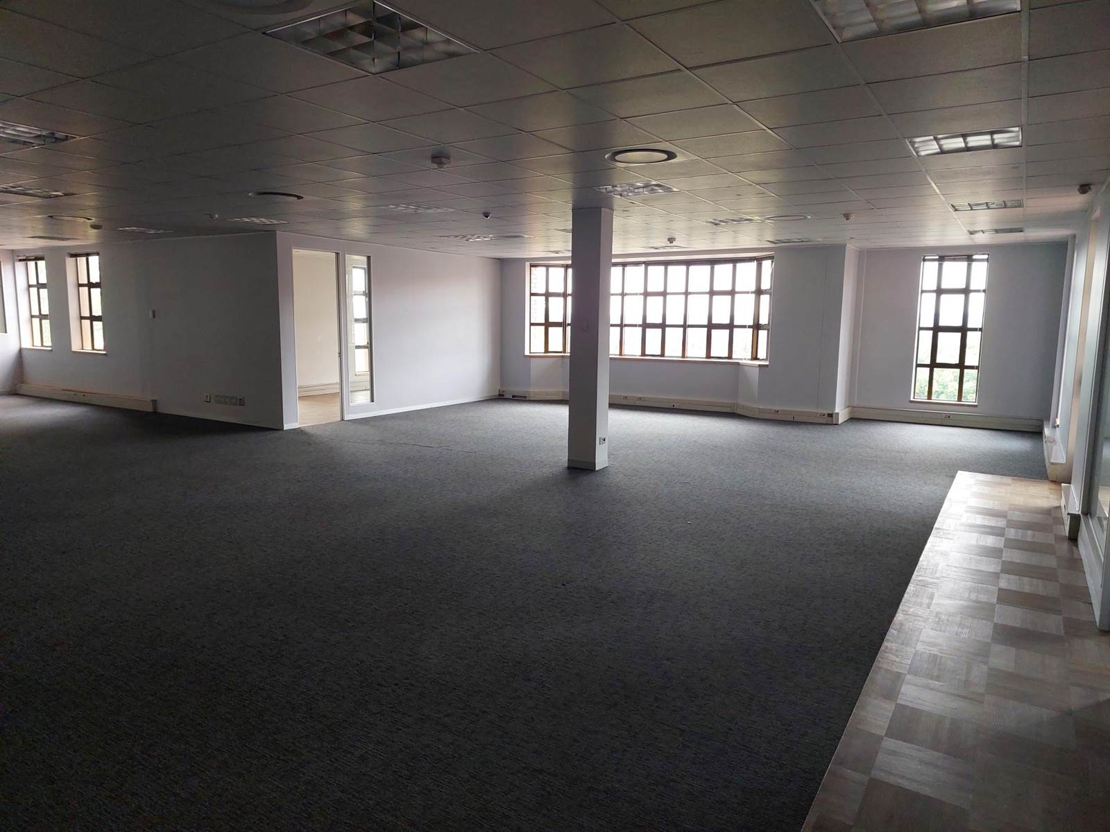 1109.3  m² Commercial space in Bryanston photo number 18