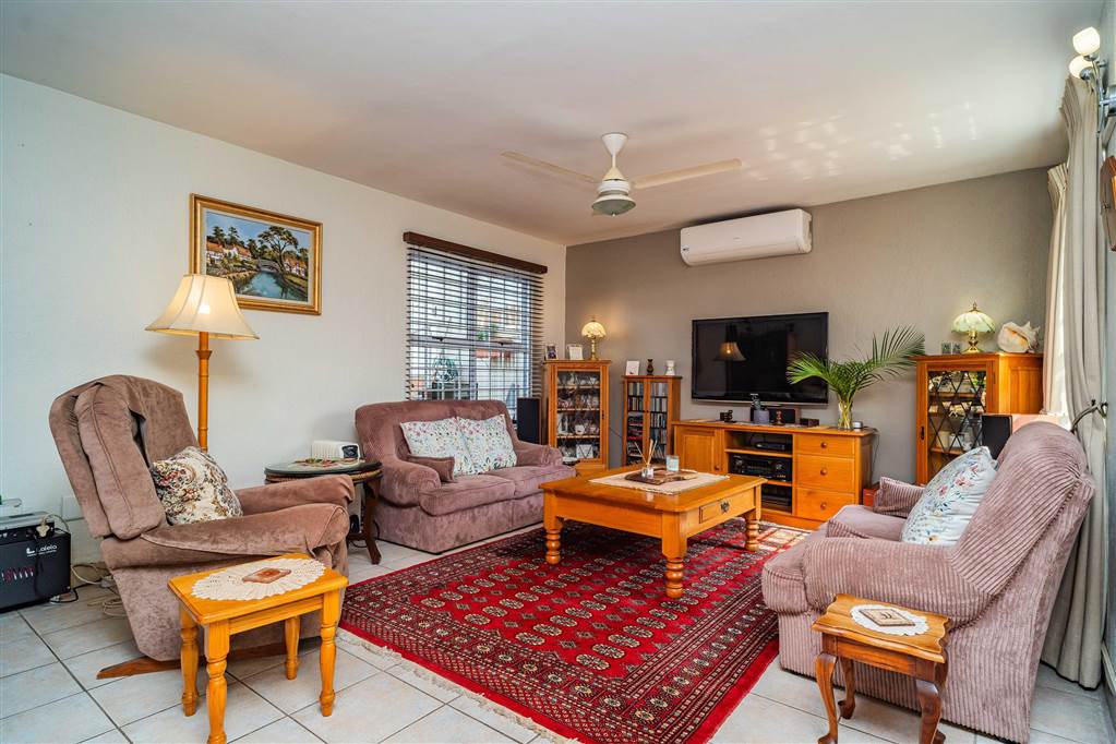 3 Bed Duplex for sale in Westville T4790591 Private Property