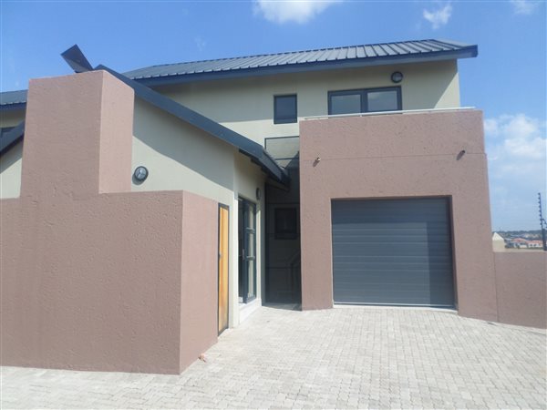 2 Bed Townhouse