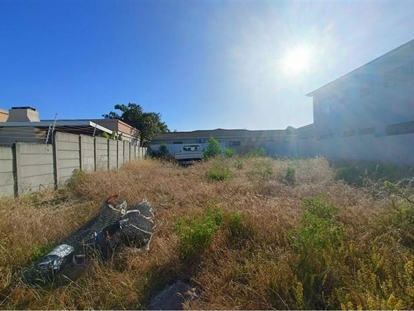 350 m² Land available in Parklands
