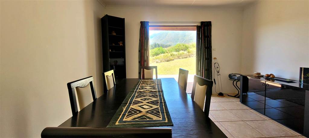 3 Bed House in Swellendam photo number 7