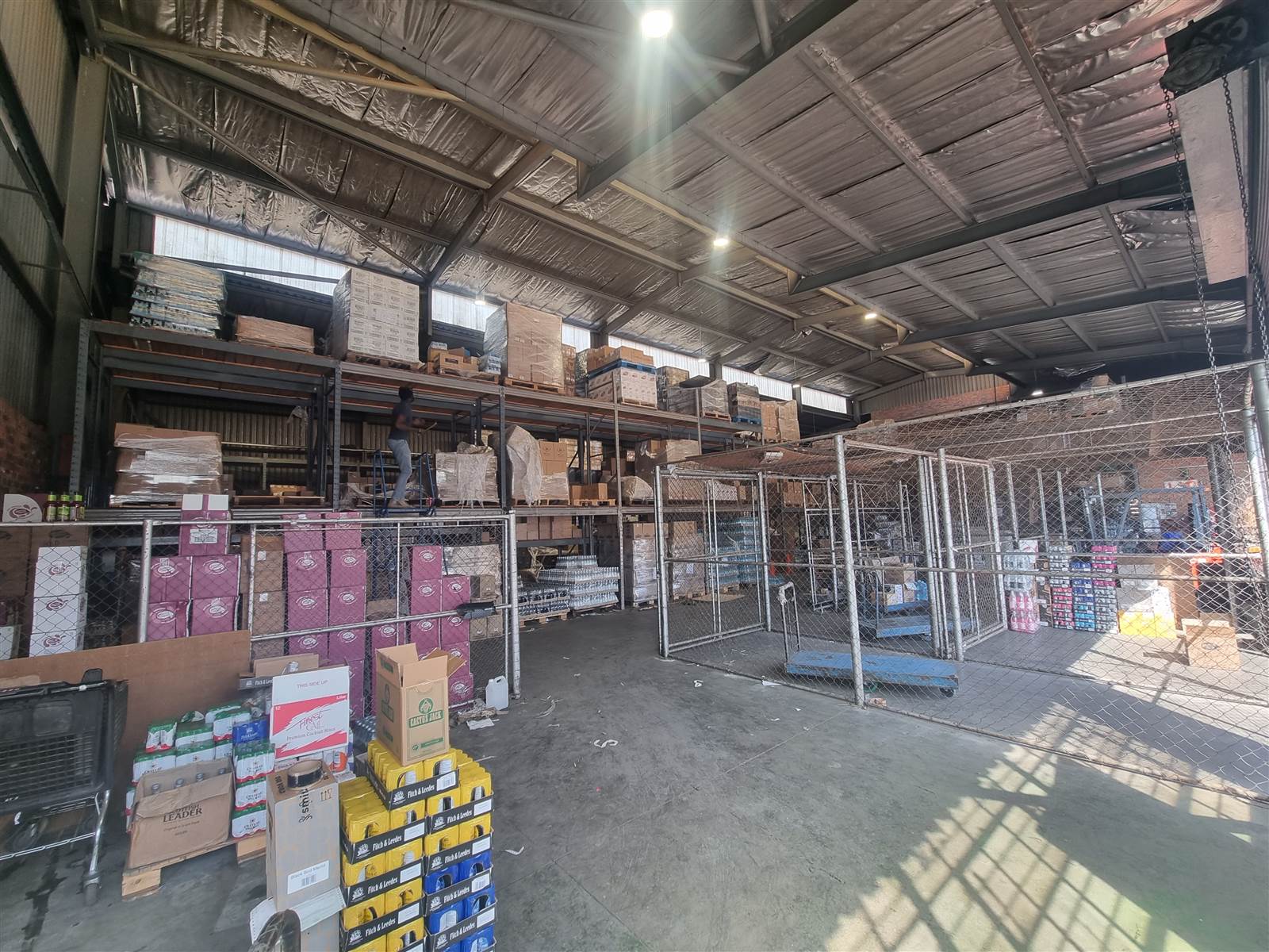 1650  m² Industrial space in Booysens Reserve photo number 3
