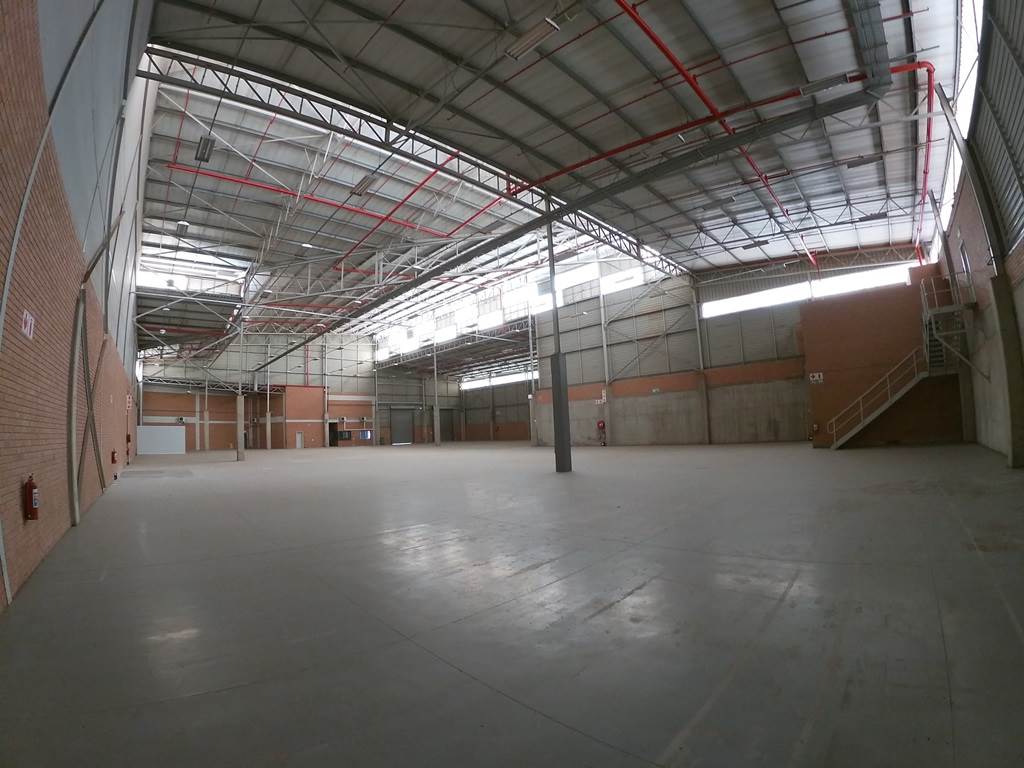 3348  m² Industrial space in Greenhills photo number 3
