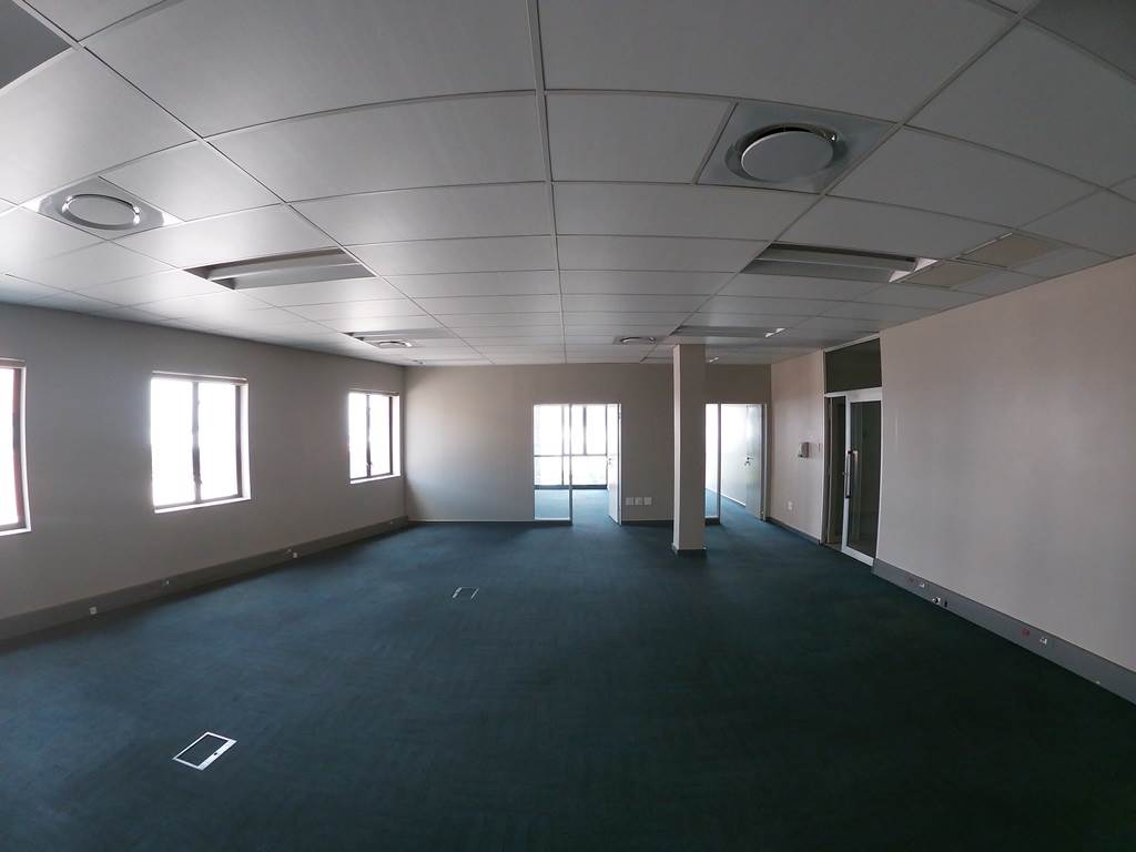 3348  m² Industrial space in Greenhills photo number 12