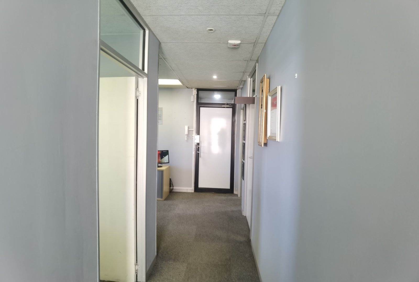 800  m² Commercial space in Potchefstroom Central photo number 10