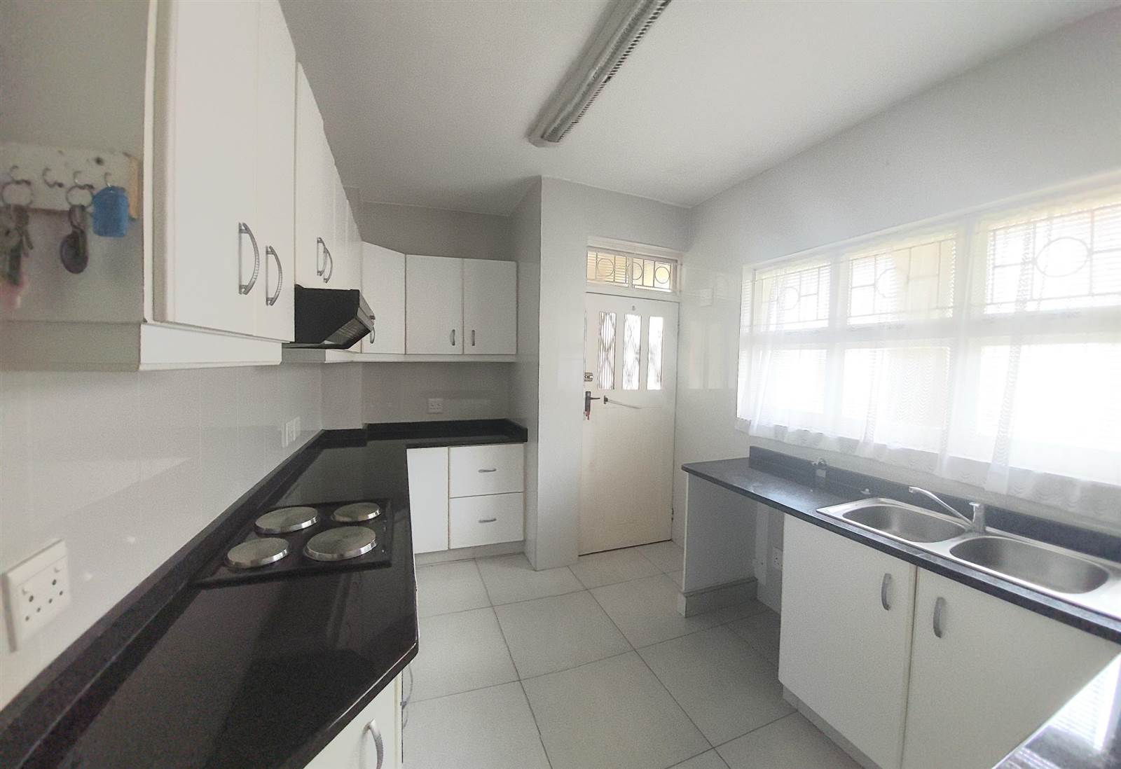 2.5 Bed Apartment in Musgrave photo number 1