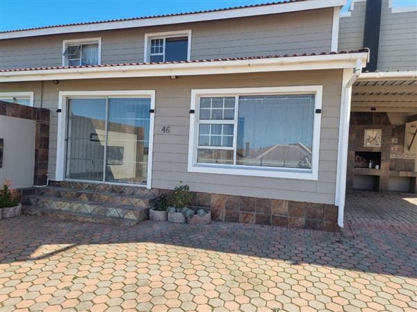 2 Bedroom Townhouse 2 Bedroom Townhouse