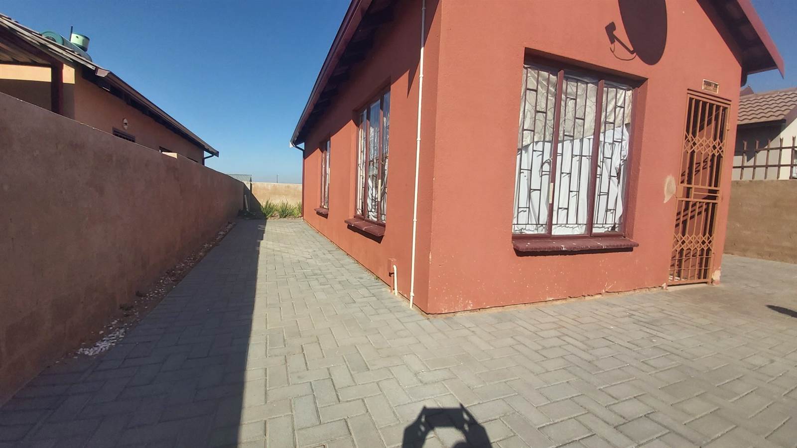 3 Bed House in Soshanguve photo number 19