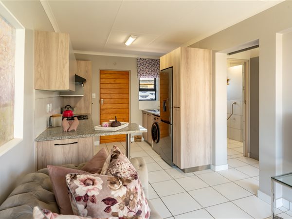 1 Bedroom House 1 Bedroom House