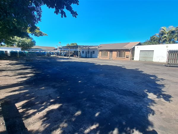 320 m² Commercial space 320 m² Commercial space