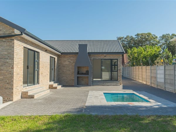 4 Bedroom House