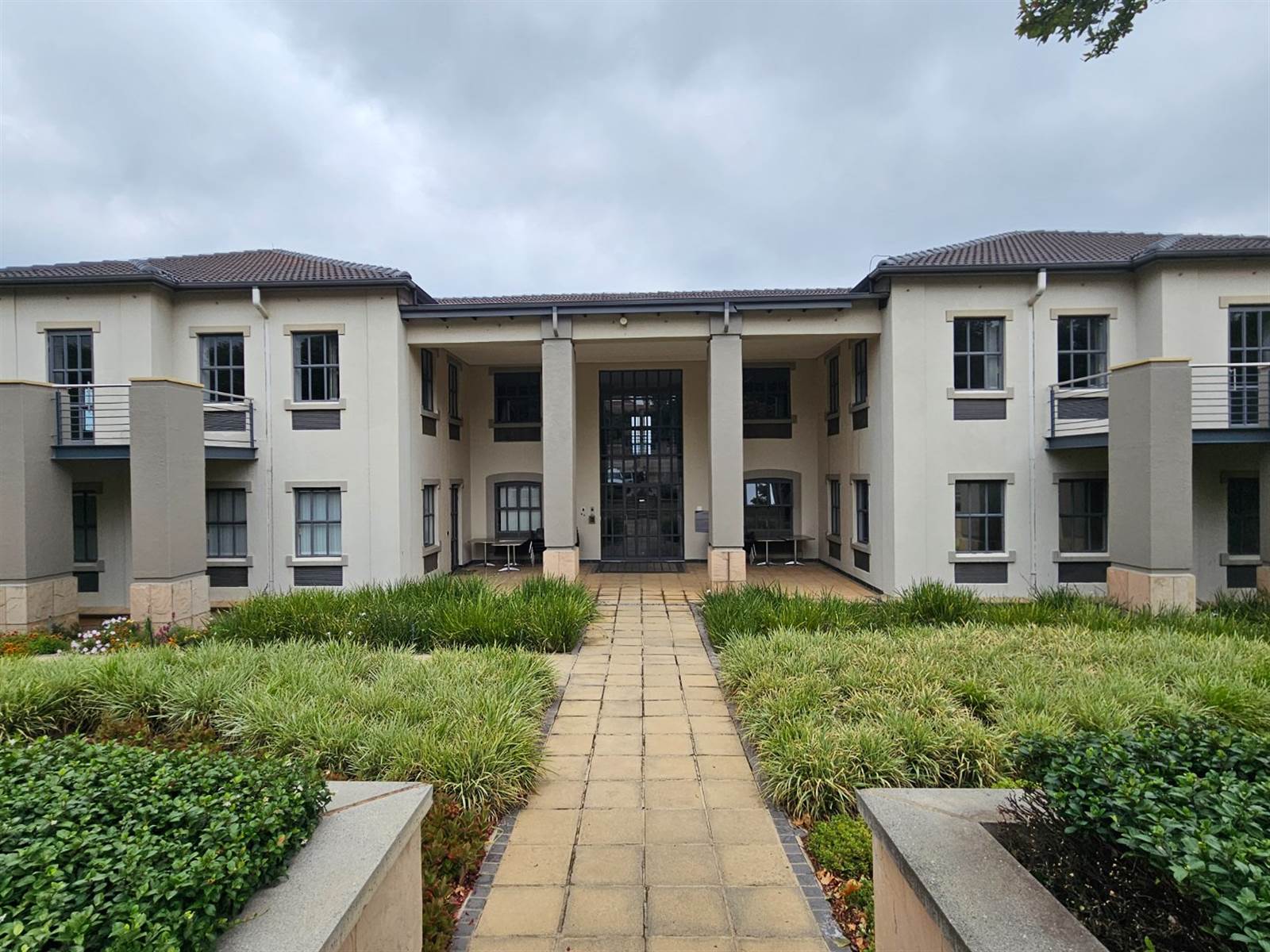 626  m² Commercial space in Bryanston photo number 1