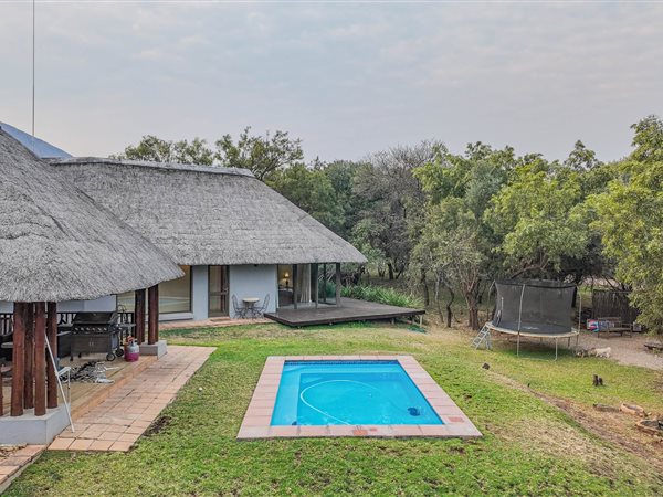 4 Bedroom House 4 Bedroom House