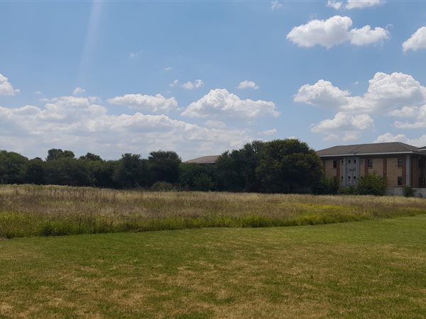 1 m² Land available in Wilkoppies