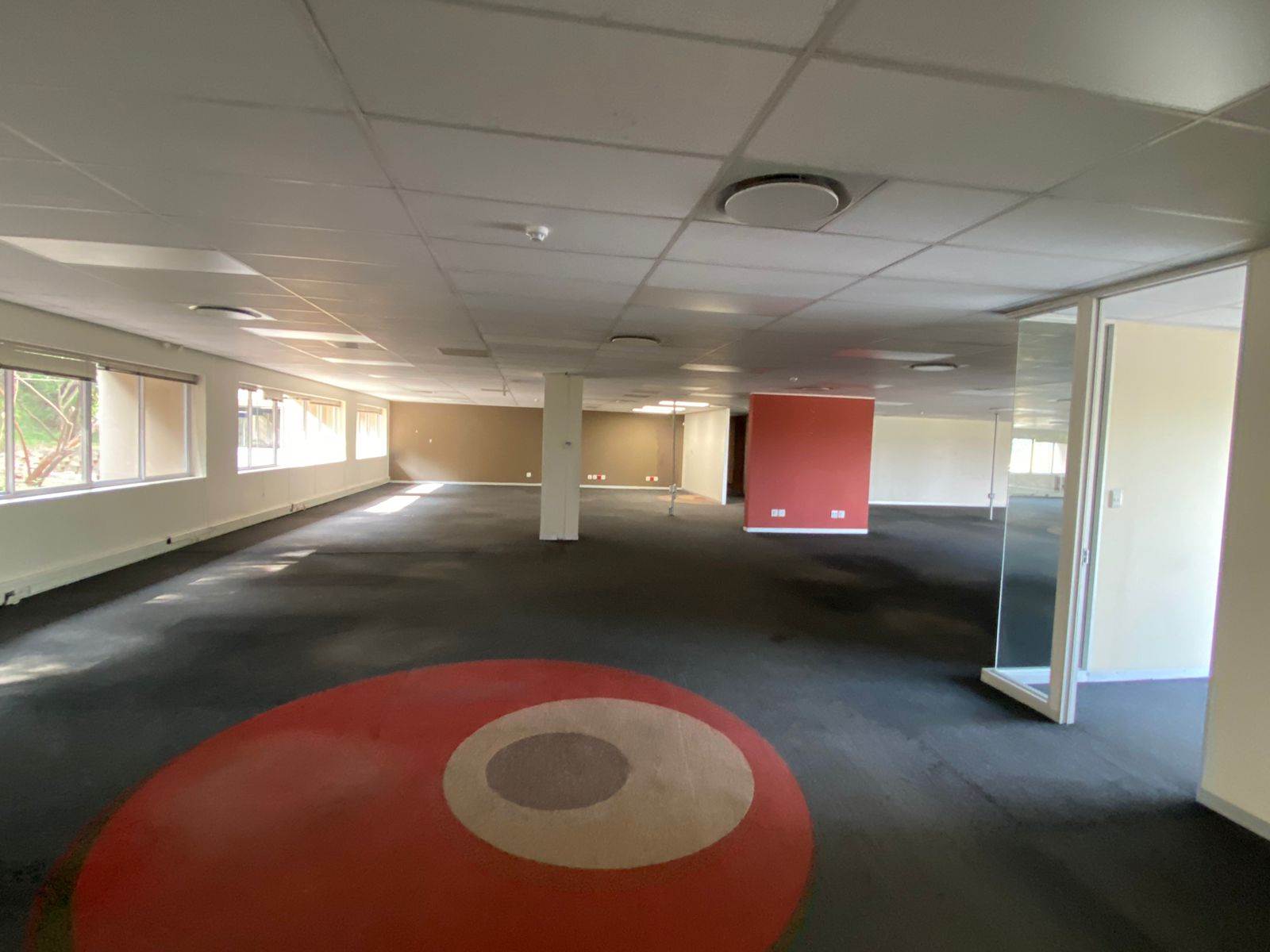 1637  m² Commercial space in Woodmead photo number 18