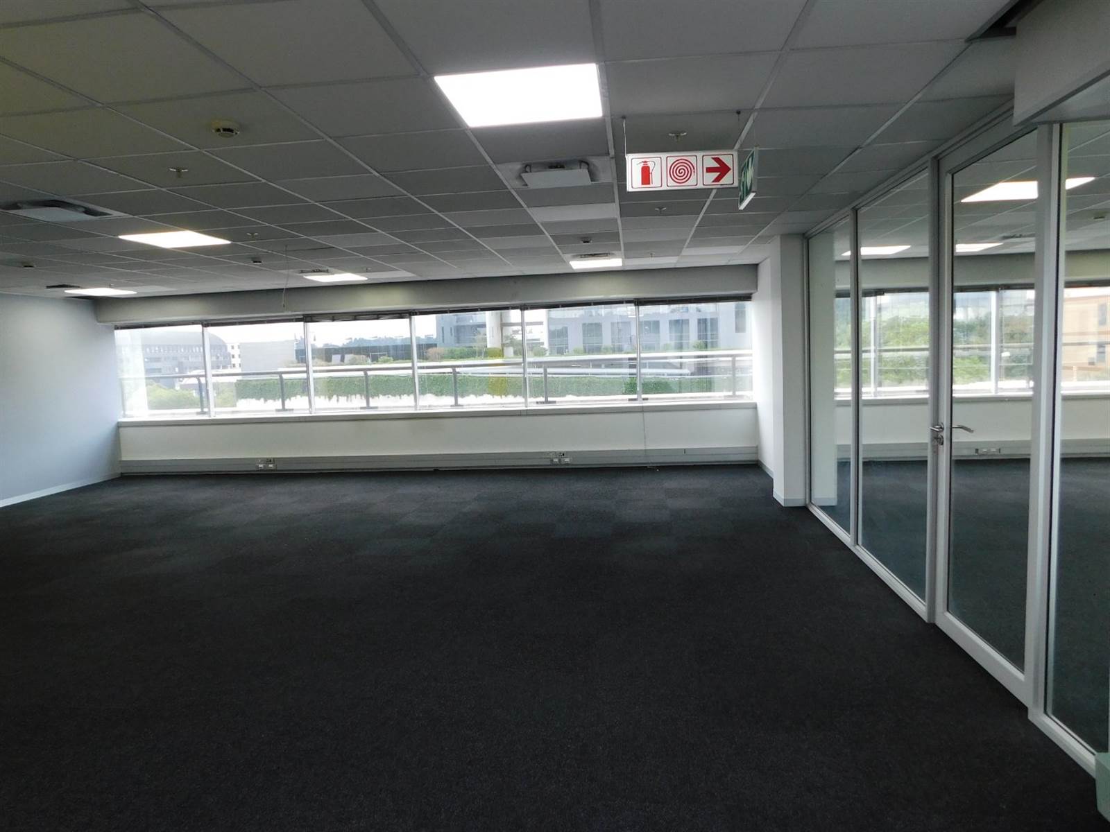 416  m² Office Space in Rosebank photo number 11