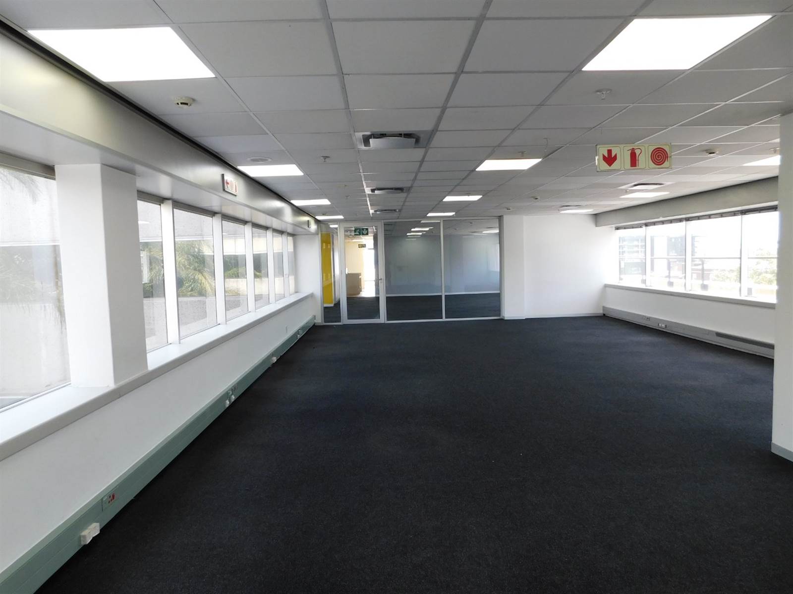 416  m² Office Space in Rosebank photo number 7