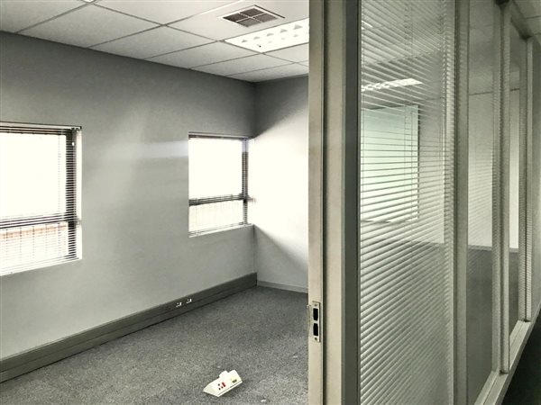 114  m² Office Space