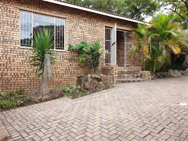 2 Bedroom Garden Cottage 2 Bedroom Garden Cottage