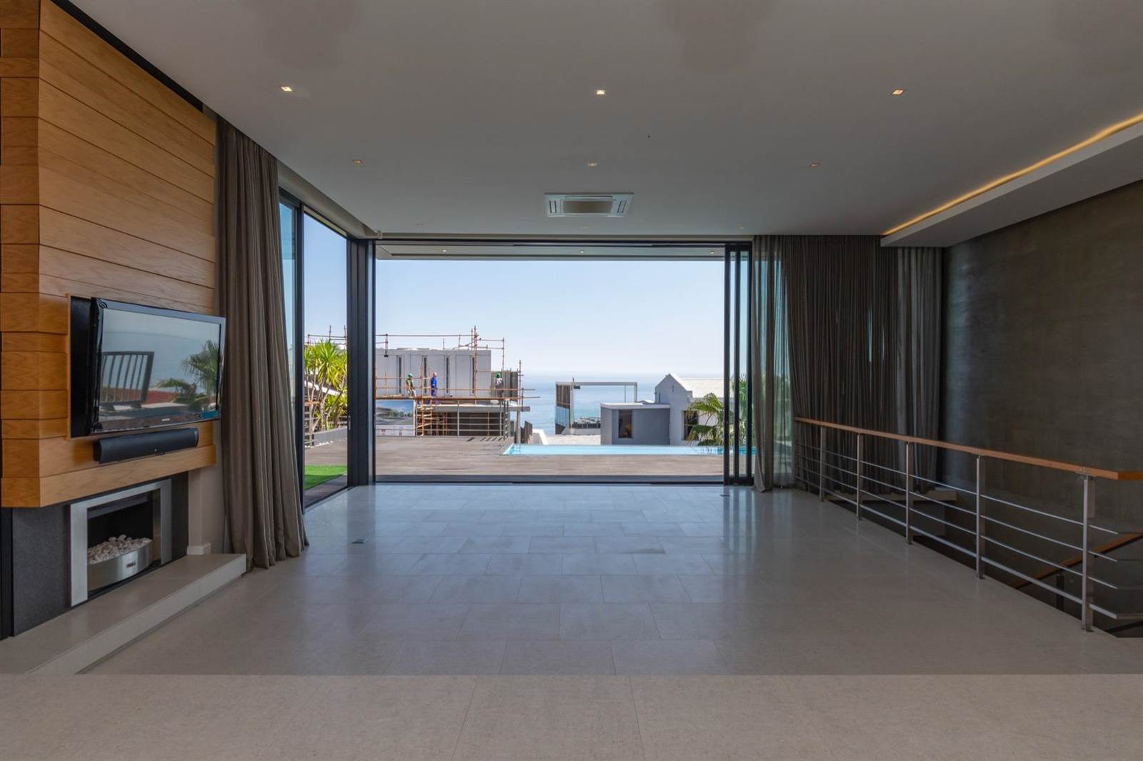 3 Bed House in Bantry Bay photo number 10