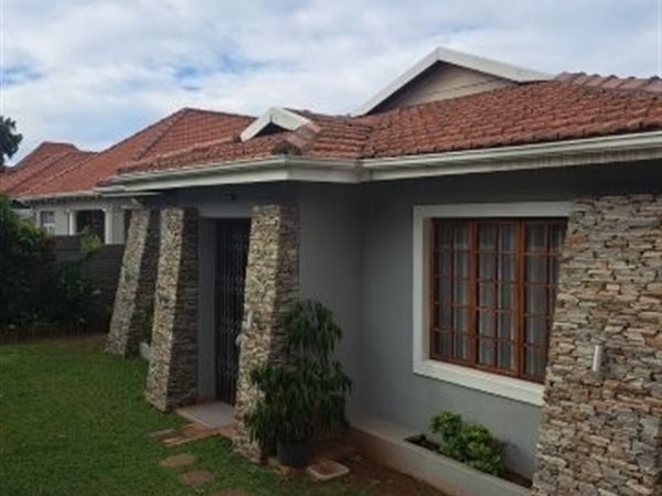 3 Bedroom House 3 Bedroom House