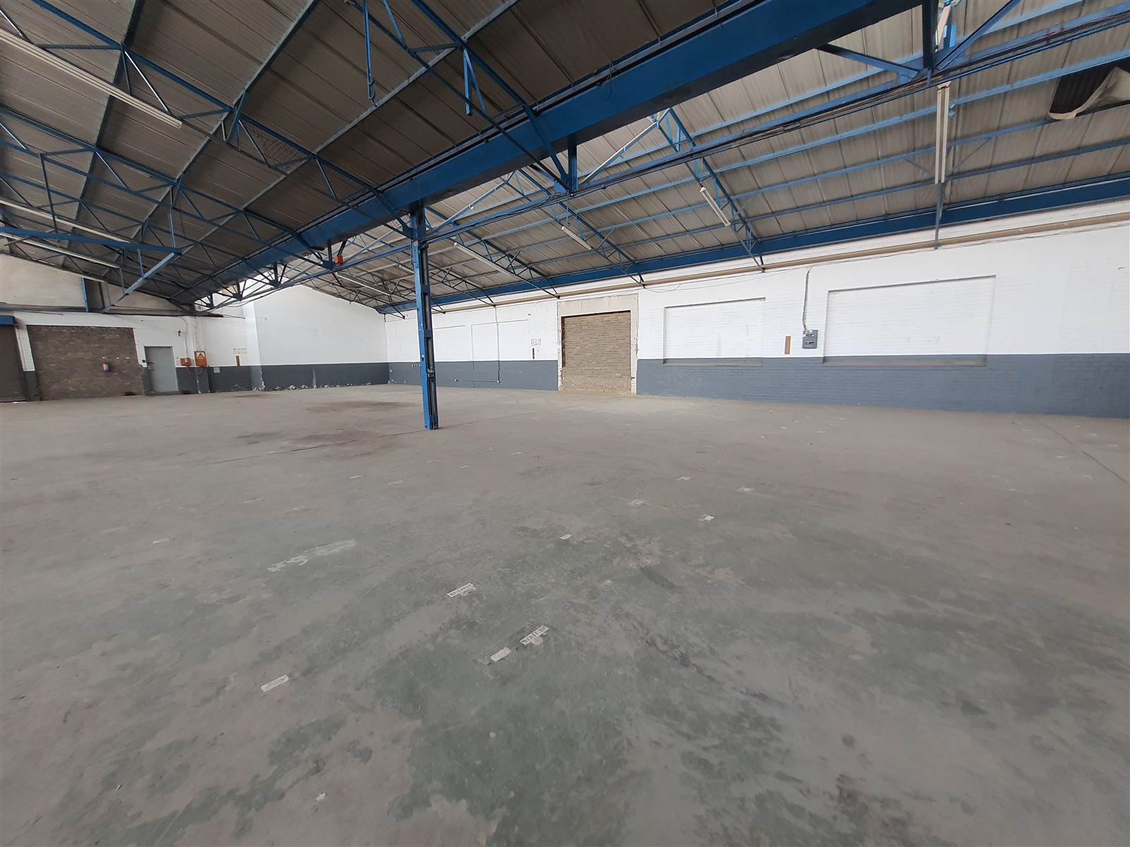 1237  m² Industrial space in Benrose photo number 6