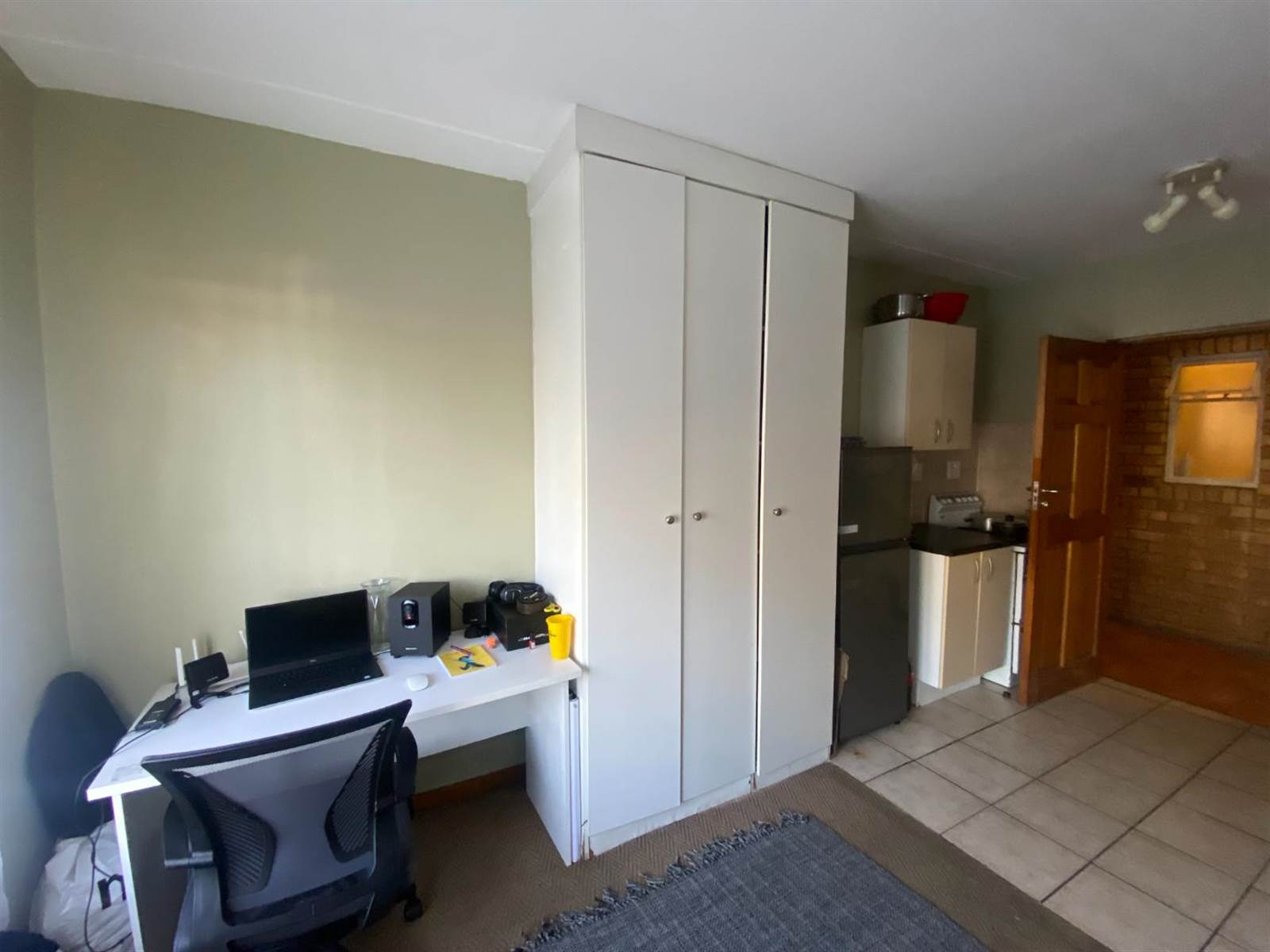1 Bed Apartment in Auckland Park photo number 9