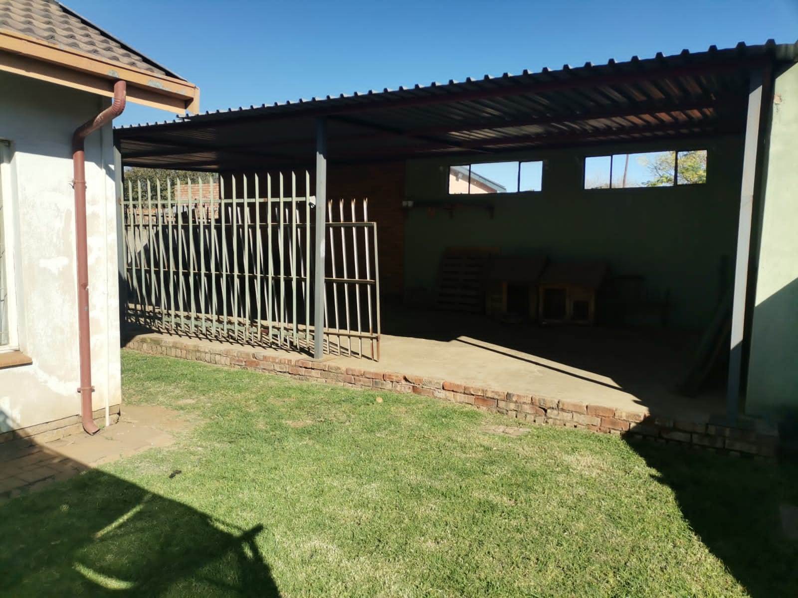 3 Bed House in Booysens photo number 26