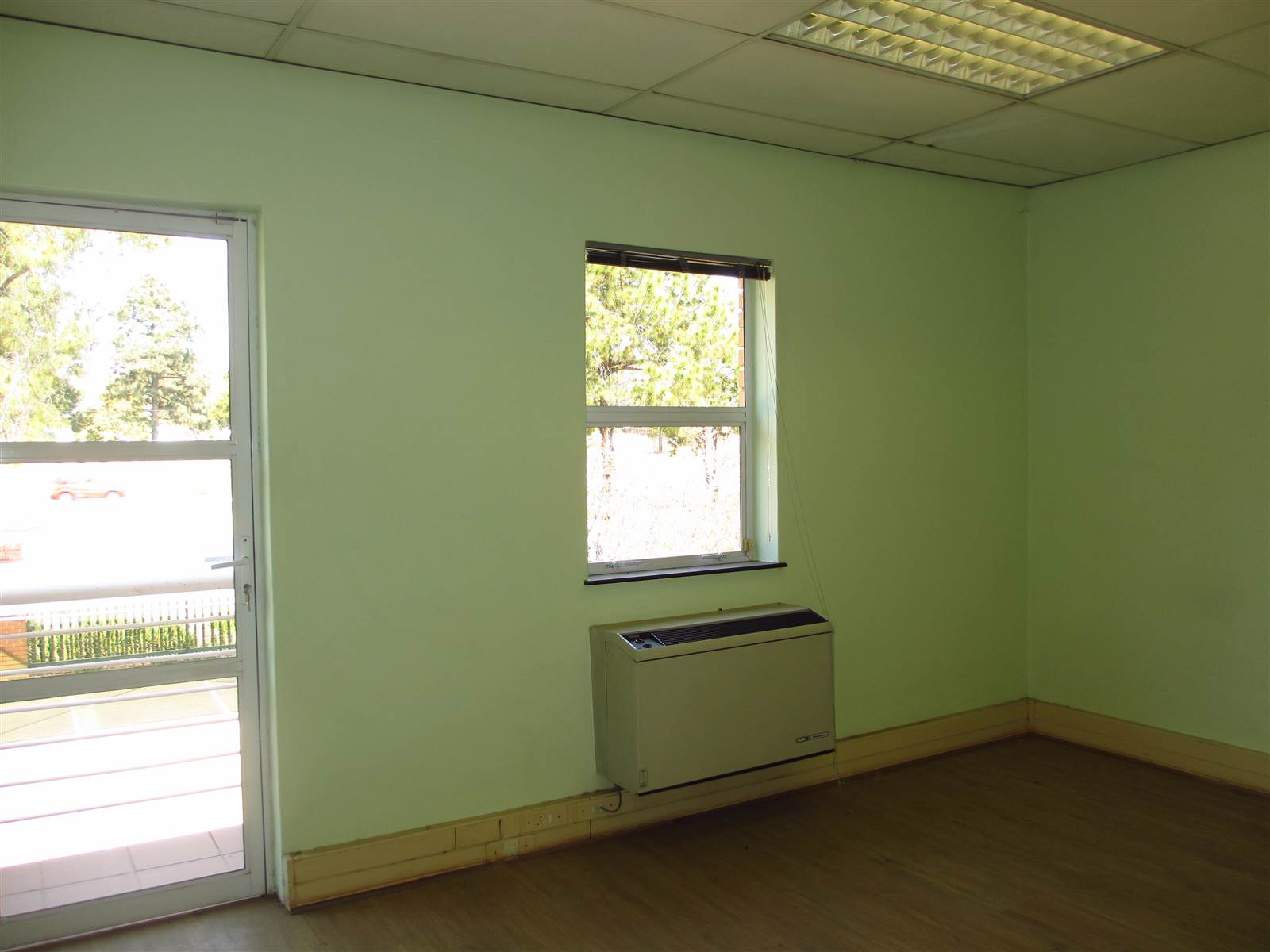 235  m² Commercial space in Fourways photo number 21