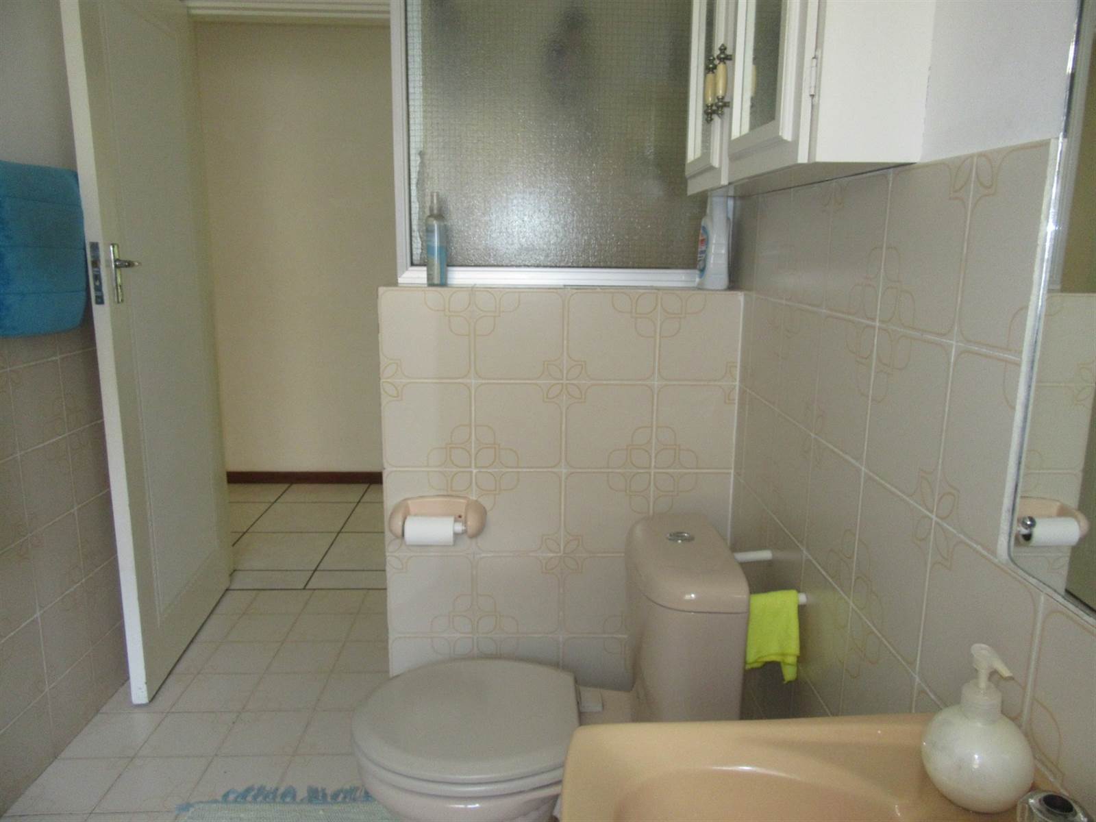3 Bed Townhouse in Scottburgh South photo number 26