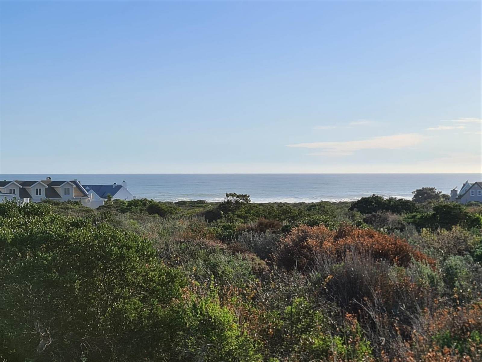 656 m² Land available in Grotto Bay photo number 1